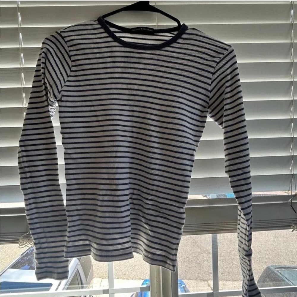 brandy melville long sleeve